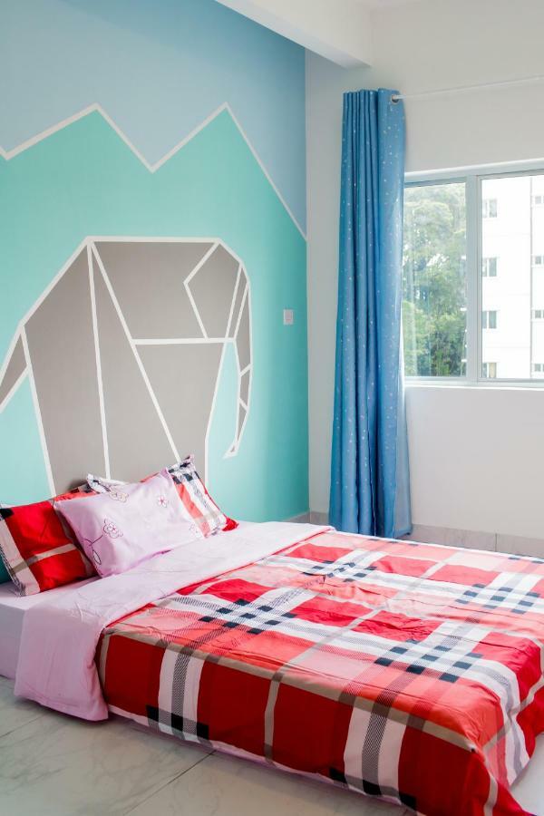 Icolor Home & Stay Ch5 Tanah Rata Exterior photo